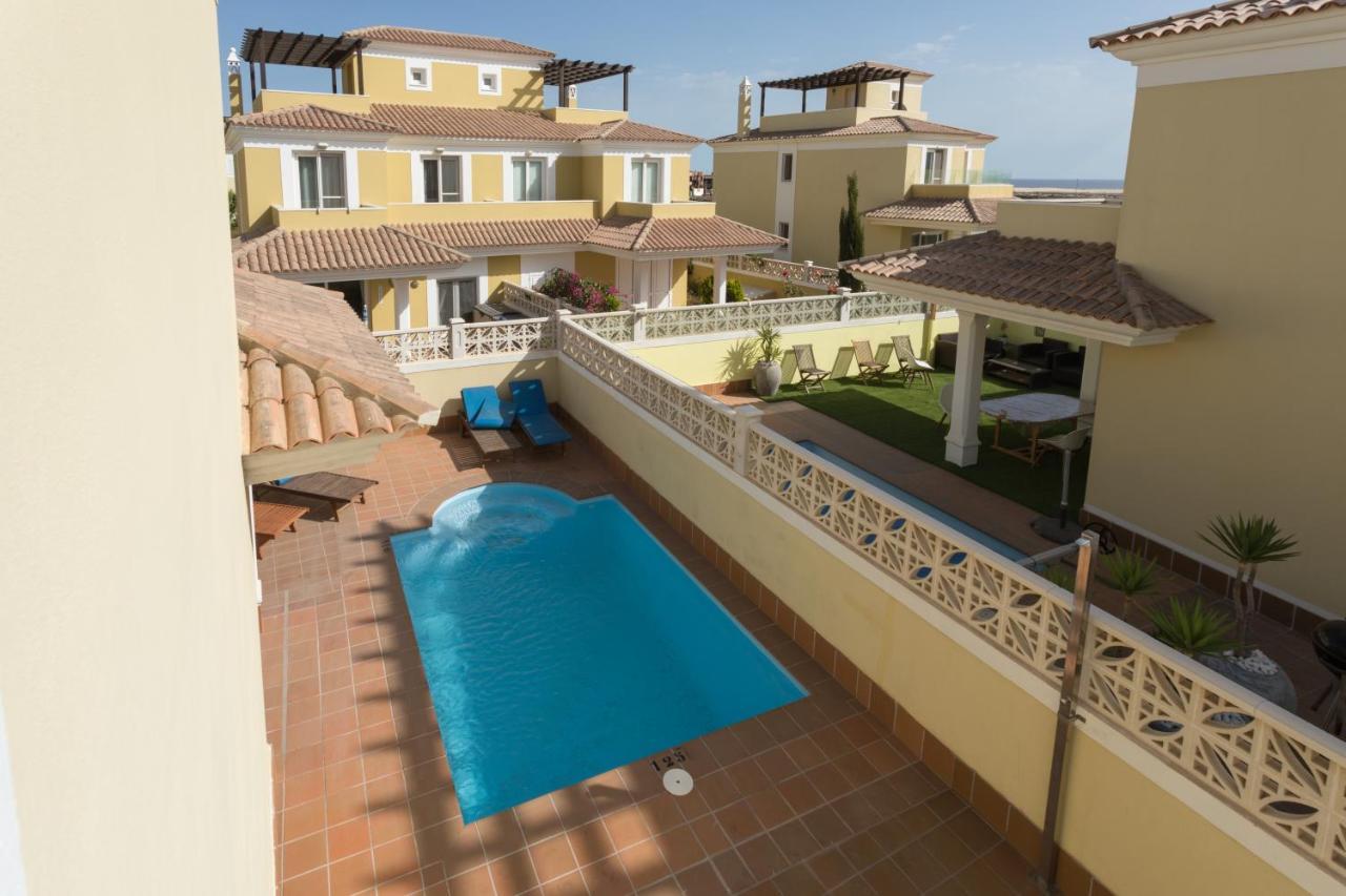 Preciosa Villa Con Piscina Privada - Villa Mapo 코라레호 외부 사진