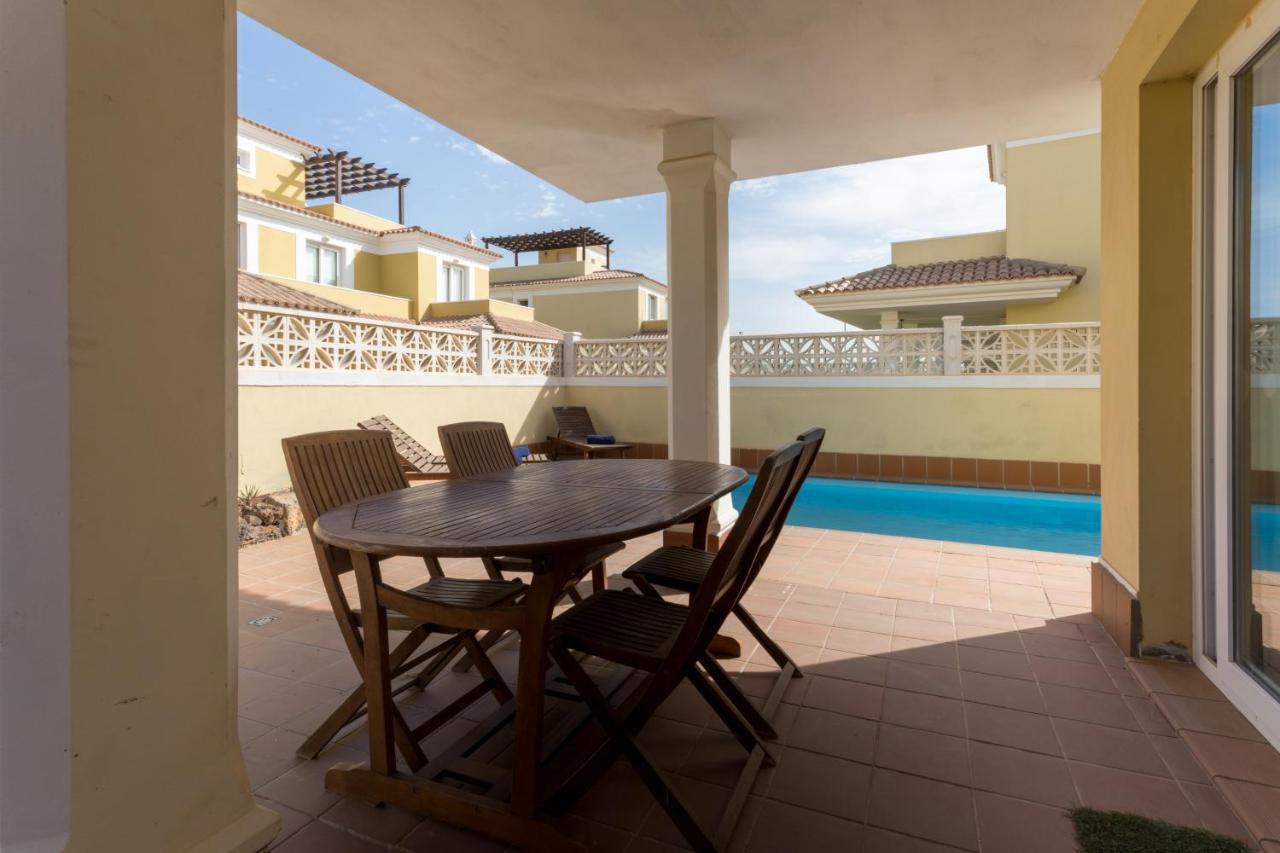 Preciosa Villa Con Piscina Privada - Villa Mapo 코라레호 외부 사진