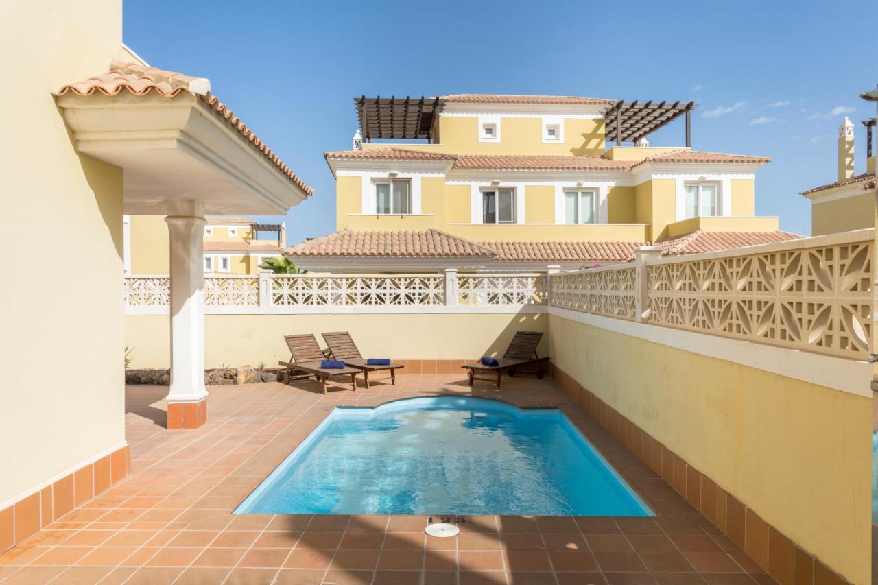 Preciosa Villa Con Piscina Privada - Villa Mapo 코라레호 외부 사진
